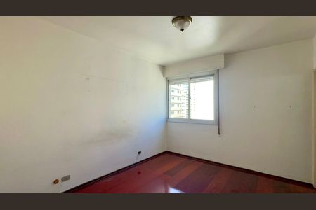 Apartamento à venda com 102m², 3 quartos e 1 vaga Apartamento à venda com 102m², 3 quartos e 1 vagaSuite