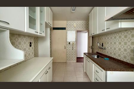 Apartamento à venda com 102m², 3 quartos e 1 vaga Apartamento à venda com 102m², 3 quartos e 1 vagaCozinha