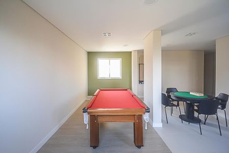 Apartamento à venda com 70m², 3 quartos e 2 vagas Apartamento à venda com 70m², 3 quartos e 2 vagasSalão de jogos