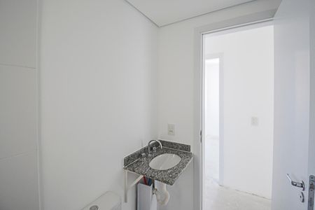 Apartamento à venda com 70m², 3 quartos e 2 vagas Apartamento à venda com 70m², 3 quartos e 2 vagasBanheiro
