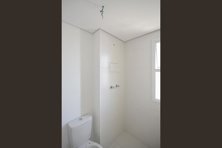 Apartamento à venda com 70m², 3 quartos e 2 vagas Apartamento à venda com 70m², 3 quartos e 2 vagasBanheiro da Suíte