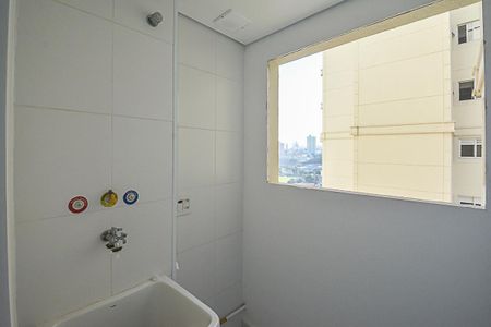 Apartamento à venda com 70m², 3 quartos e 2 vagas Apartamento à venda com 70m², 3 quartos e 2 vagasÁrea de Serviço