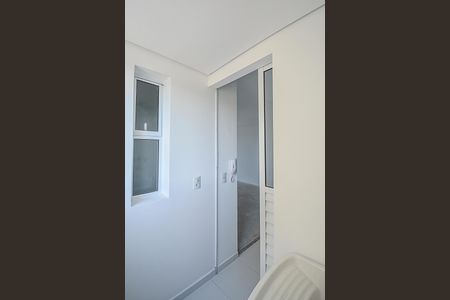 Apartamento à venda com 70m², 3 quartos e 2 vagas Apartamento à venda com 70m², 3 quartos e 2 vagasÁrea de Serviço