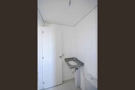 Apartamento à venda com 70m², 3 quartos e 2 vagas Apartamento à venda com 70m², 3 quartos e 2 vagasBanheiro da Suíte