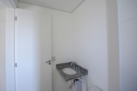 Apartamento à venda com 70m², 3 quartos e 2 vagas Apartamento à venda com 70m², 3 quartos e 2 vagasBanheiro da Suíte