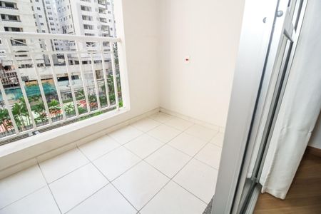 Apartamento à venda com 67m², 2 quartos e 1 vagaVaranda