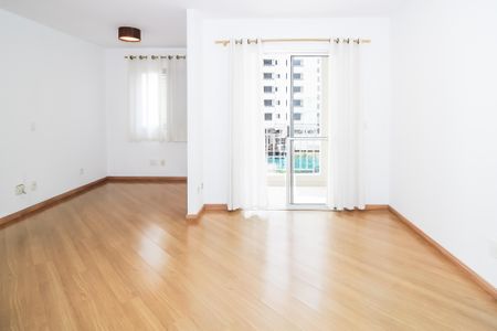 Apartamento à venda com 67m², 2 quartos e 1 vagaSala