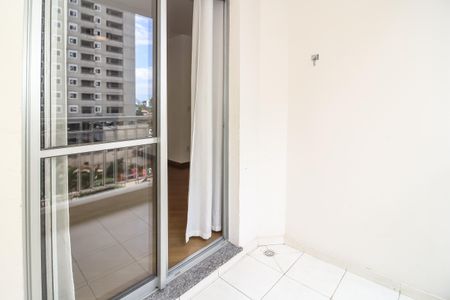Apartamento à venda com 67m², 2 quartos e 1 vagaVaranda