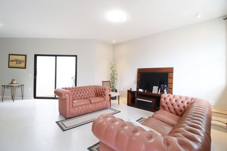 Sala de casa para alugar com 3 quartos, 331m² em Jardim Karaíba, Uberlândia