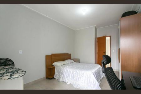 Quarto  de casa à venda com 3 quartos, 122m² em Jardim Sao Carlos (Zona Leste), São Paulo