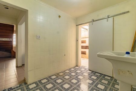 Casa à venda com 100m², 2 quartos e sem vaga