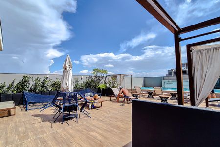 Studio à venda com 24m², 1 quarto e sem vagaÁrea comum - Piscina
