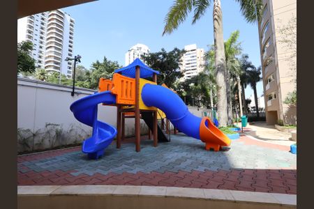 Apartamento à venda com 95m², 3 quartos e 2 vagasÁrea comum - Playground