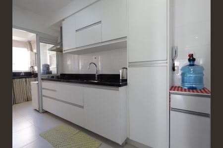 Apartamento à venda com 95m², 3 quartos e 2 vagasCozinha