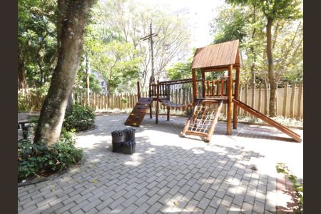 Apartamento à venda com 95m², 3 quartos e 2 vagasÁrea comum - Playground