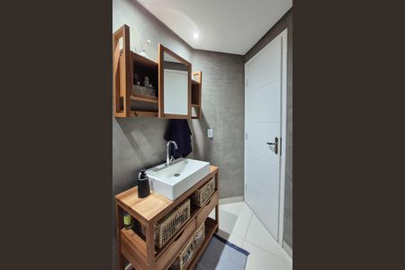 Apartamento para alugar com 95m², 3 quartos e 1 vaga Apartamento para alugar com 95m², 3 quartos e 1 vagaBanheiro Social