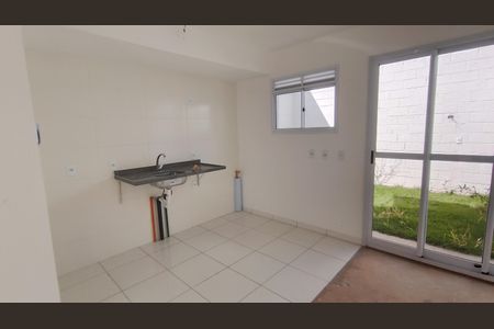 Casa de condomínio para alugar com 66m², 2 quartos e 2 vagasCozinha 
