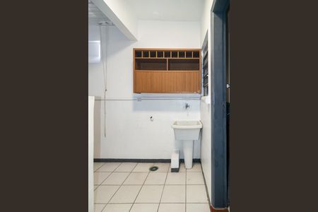 Apartamento para alugar com 136m², 3 quartos e 1 vagaÁrea de Serviço