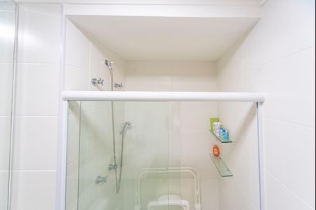 Apartamento à venda com 94m², 3 quartos e 2 vagas Apartamento à venda com 94m², 3 quartos e 2 vagasBanheiro Social