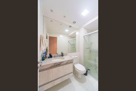 Apartamento à venda com 94m², 3 quartos e 2 vagas Apartamento à venda com 94m², 3 quartos e 2 vagasBanheiro Social
