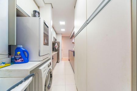 Apartamento à venda com 94m², 3 quartos e 2 vagas Apartamento à venda com 94m², 3 quartos e 2 vagasÁrea de Serviço