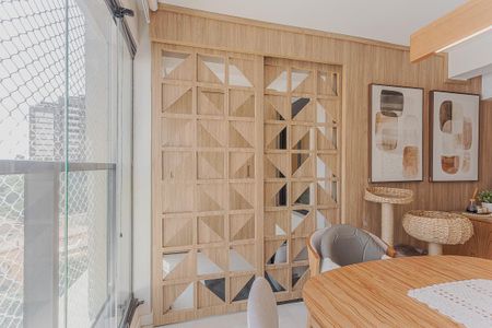 Apartamento à venda com 92m², 3 quartos e 1 vagaÁrea de Serviço