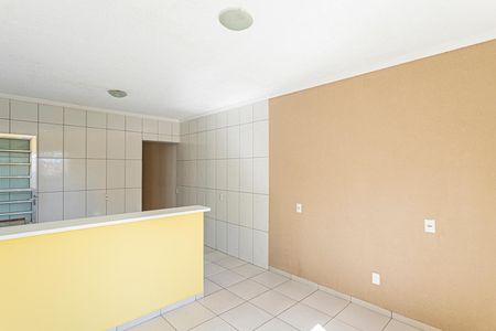Casa para alugar com 70m², 2 quartos e sem vagaSala e cozinha