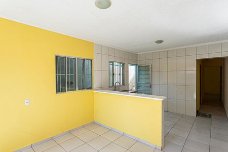 Casa para alugar com 70m², 2 quartos e sem vagaSala e cozinha
