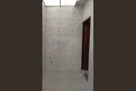 Casa para alugar com 55m², 2 quartos e 1 vagaÁrea de Serviço