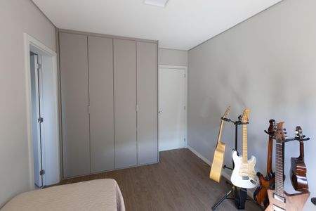 Casa de condomínio à venda com 526m², 4 quartos e 4 vagasQuarto 1