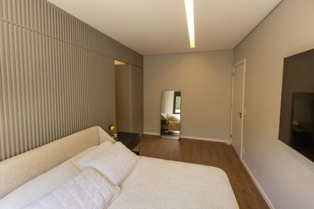 Casa de condomínio à venda com 526m², 4 quartos e 4 vagasSuíte 1