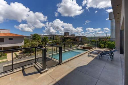 Casa de condomínio à venda com 526m², 4 quartos e 4 vagasPiscina