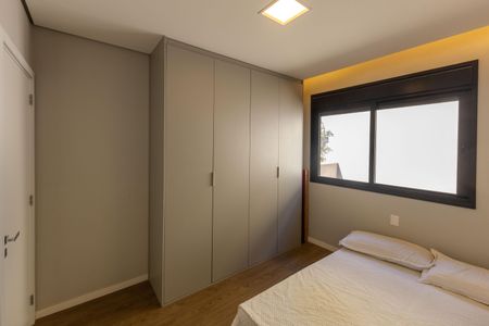 Casa de condomínio à venda com 526m², 4 quartos e 4 vagasSuíte 3