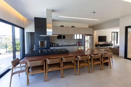 Casa de condomínio à venda com 526m², 4 quartos e 4 vagasSala de Jantar
