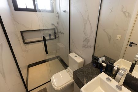 Casa de condomínio à venda com 526m², 4 quartos e 4 vagasBanheiro da Suíte 3