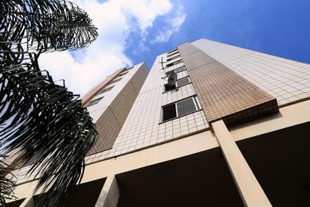 Apartamento para alugar com 170m², 4 quartos e 2 vagasFachada