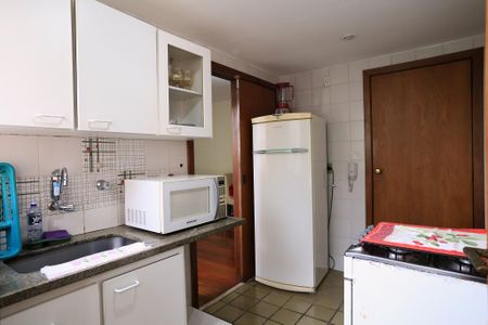 Apartamento para alugar com 170m², 4 quartos e 2 vagasCozinha
