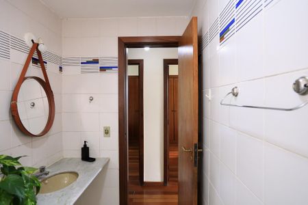 Apartamento para alugar com 170m², 4 quartos e 2 vagasBanheiro