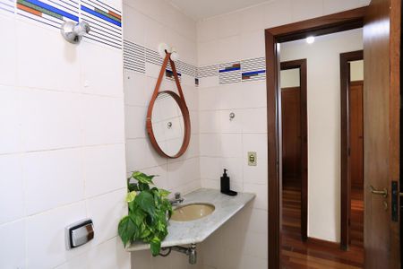 Apartamento para alugar com 170m², 4 quartos e 2 vagasBanheiro