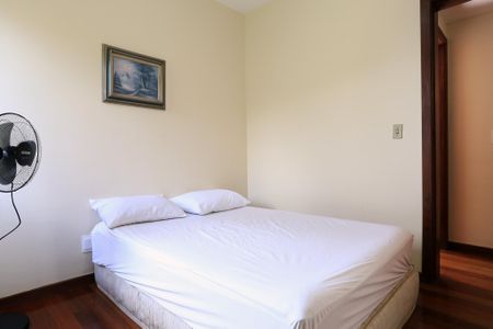 Apartamento para alugar com 170m², 4 quartos e 2 vagasQuarto