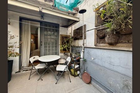 Casa à venda com 80m², 2 quartos e 1 vaga Casa à venda com 80m², 2 quartos e 1 vagaTerraço Quarto 2