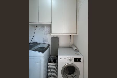 Casa à venda com 278m², 2 quartos e 5 vagasÁrea de Serviço