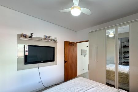 Casa à venda com 278m², 2 quartos e 5 vagasSuíte 1