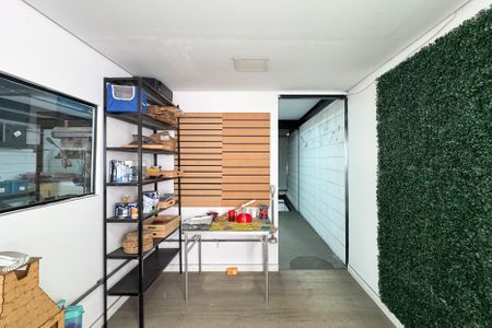 Casa à venda com 278m², 2 quartos e 5 vagasHall