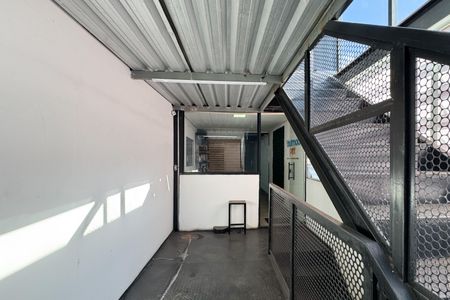 Casa à venda com 278m², 2 quartos e 5 vagasAcesso