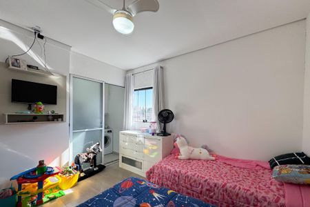 Casa à venda com 278m², 2 quartos e 5 vagasSuíte 2