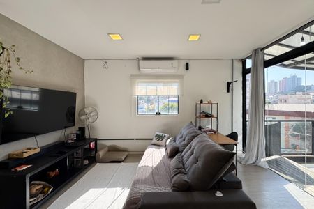 Casa à venda com 278m², 2 quartos e 5 vagasSala