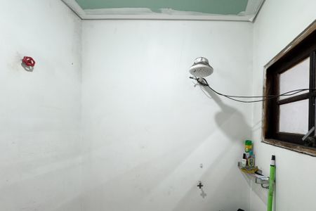 Casa à venda com 278m², 2 quartos e 5 vagasLavabo 