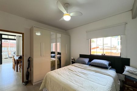Casa à venda com 278m², 2 quartos e 5 vagasSuíte 1