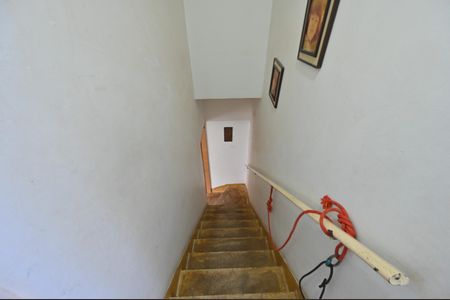 Casa à venda com 70m², 3 quartos e 1 vagaEscadas
